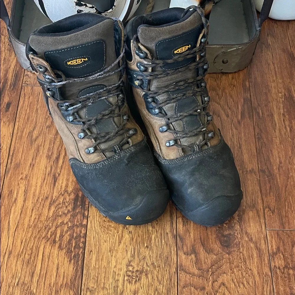 Keen Men’s Louisville Met Guard Work Boots Steel Toe Size 11EE